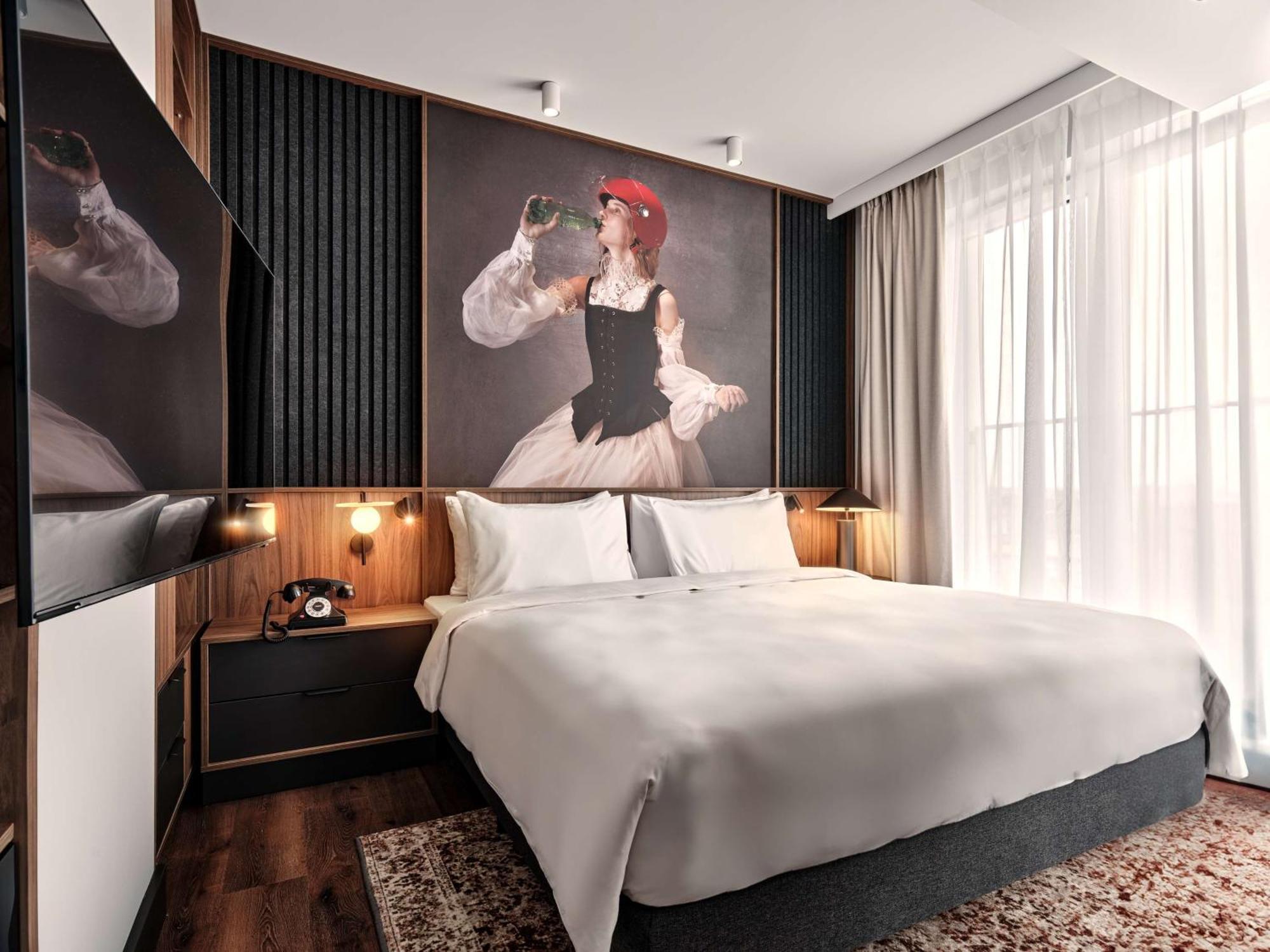 Radisson Red Hotel & Radisson Red Apartments, Krakow Bagian luar foto