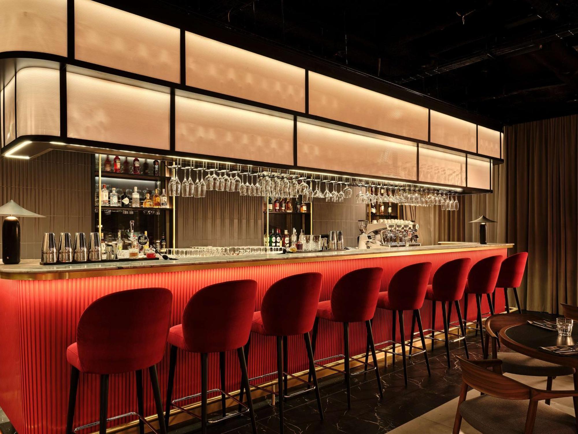 Radisson Red Hotel & Radisson Red Apartments, Krakow Bagian luar foto
