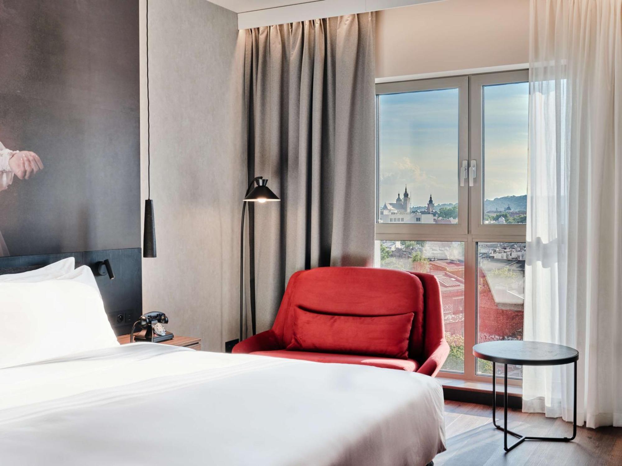 Radisson Red Hotel & Radisson Red Apartments, Krakow Bagian luar foto